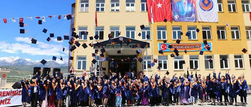 Üniversiteler 2. dönem açılır mı sizce?