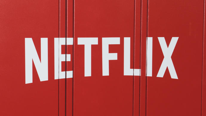 Netflix dizilerini ücretsiz i̇zlemenin bir yolu var mı? Yardım eder misiniz?