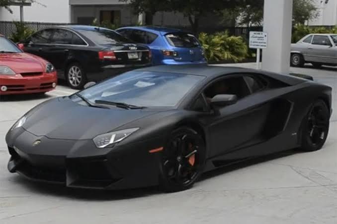 AVENTADOR mu? TESLA ROADSTER 2.0 mı? Açıklamayı okuyun?