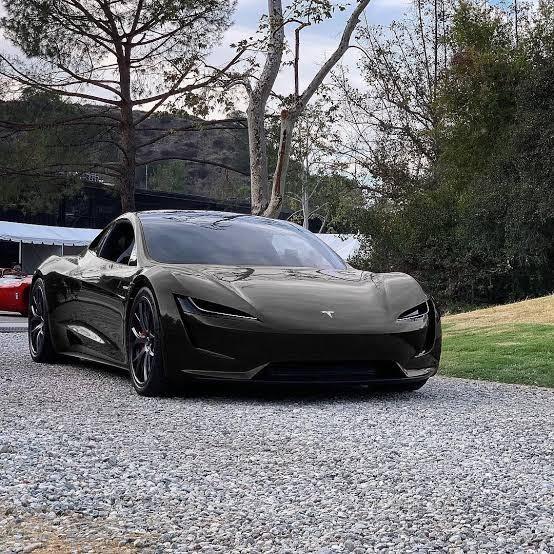 AVENTADOR mu? TESLA ROADSTER 2.0 mı? Açıklamayı okuyun?