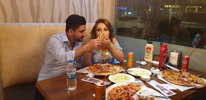 Sevgilinle dönerciye gittiğinde soğan olsun mu sorusuna ne cevap veriyorsun?