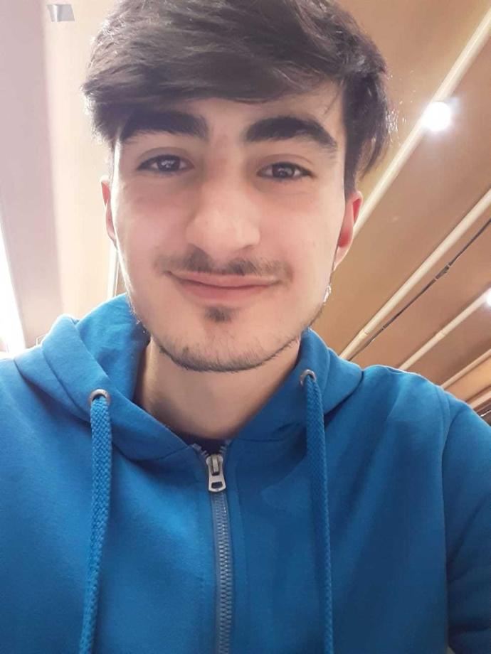 Hangi fotograf daha iyi YouTube ve Instagram  profil fotosu yapcam ?