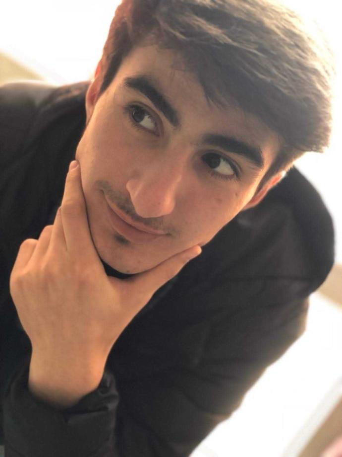 Hangi fotograf daha iyi YouTube ve Instagram  profil fotosu yapcam ?
