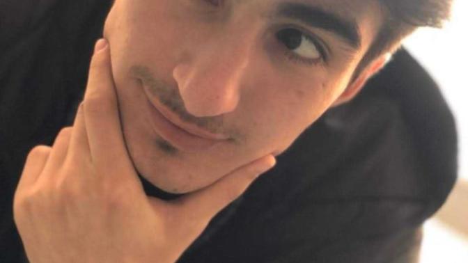 Hangi fotograf daha iyi YouTube ve Instagram profil fotosu yapcam?
