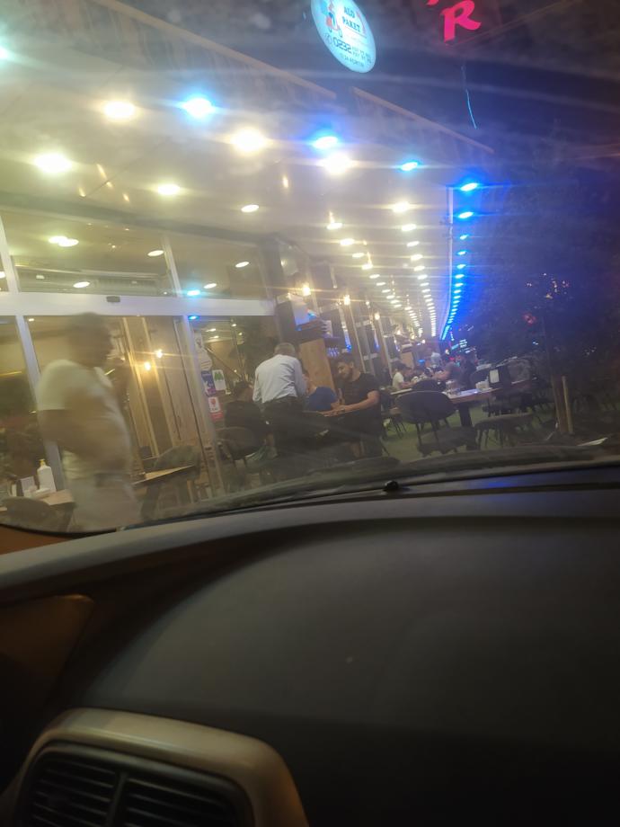 Geceleri lahmacun yenmez mi?