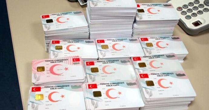 Kimlik ve Ehliyet birleşyor yeni kart mı verecekler?