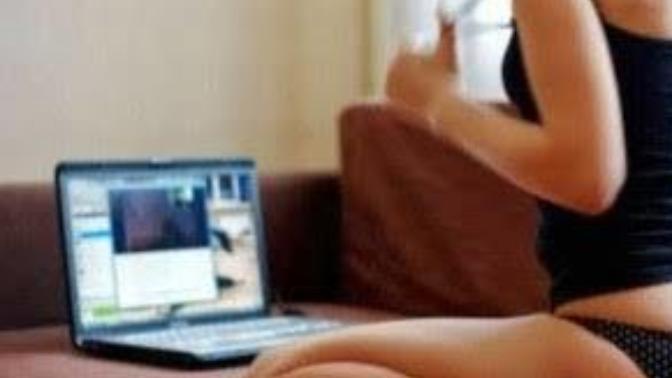 Sanal seks yaptığınız biriyle buluşsanız ne düşünür ne hissedersiniz?
