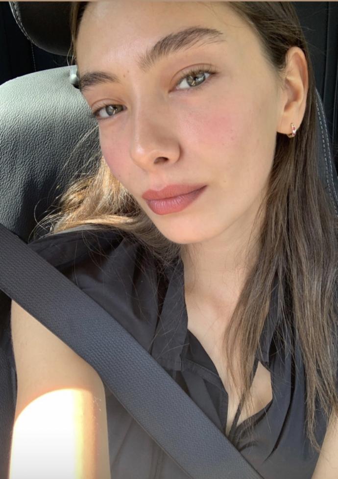 Neslihan Atagül güzel mi,10 üzeri kaç?