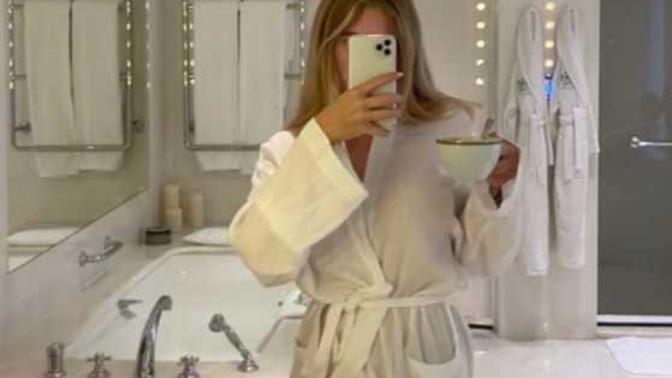 Banyo yaptıktan sonra ayna karşısında bornozlu bir şekilde fotoğraf çekildiniz mi?