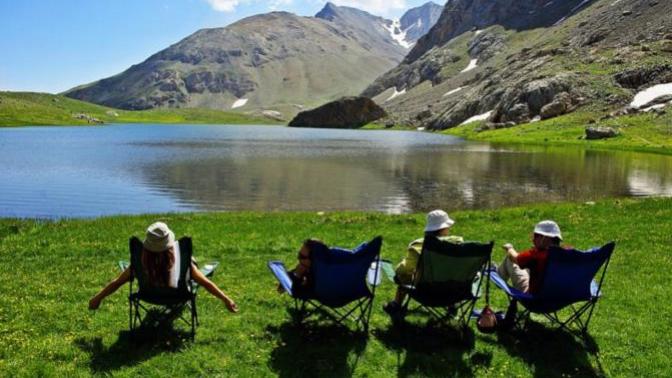 Niğde Bolkar Dağları Karagöl de kamp yapmaya ne dersin?