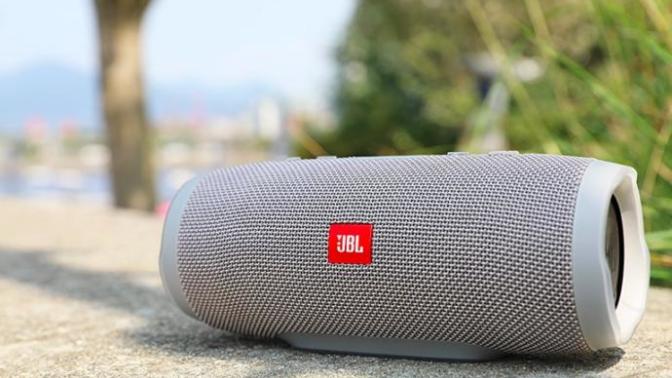 Sizce en iyi bluetooth hoparlör hangisi? Kullananlar yardımcı olabilir misiniz?