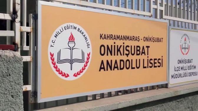 Online ders verebilmek için tepeye çıkan öğretmen kalp krizinden hayatını kaybetti. Uzaktan eğitim nasıl gidiyor sizce?