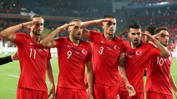 Türk milli takımın en iyi oyuncusu kim sizce?