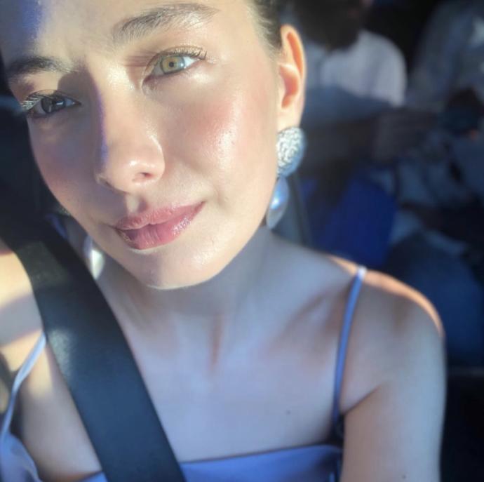 Neslihan Atagül mü daha güzel Hande Erçel mi?