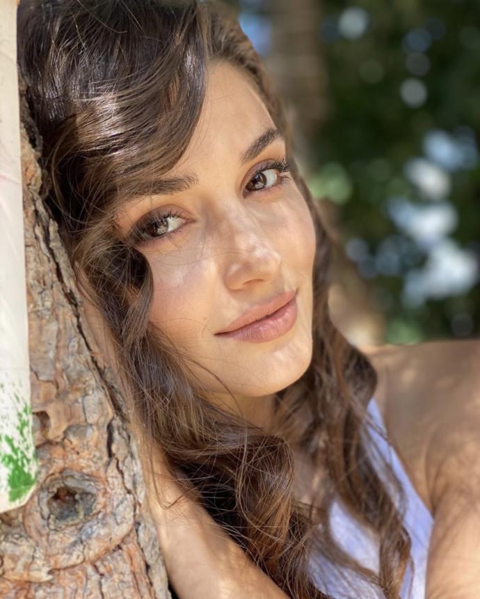 Hande Erçel mi daha güzel Bensu Soral mı?