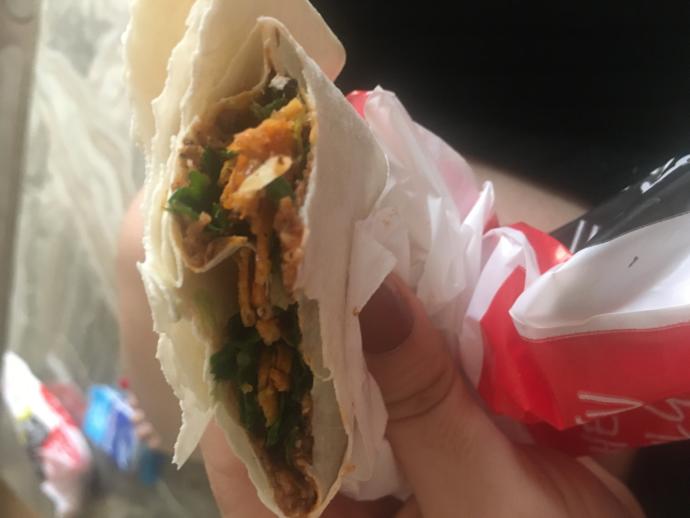 Çiğköftenin içine cips konur mu?