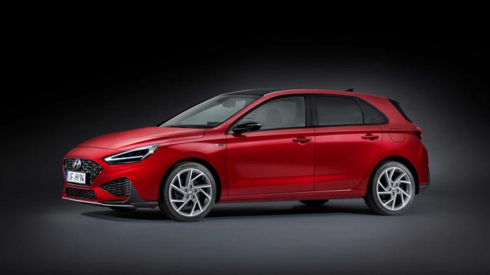 Hyundai i30 Nasıl Bir Araç? Alınır mı? Kullananlar?