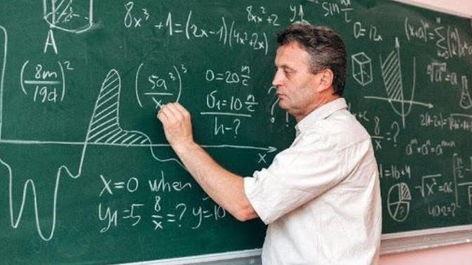 Ücretli öğretmenlik kaldırılmalı mı sizce?