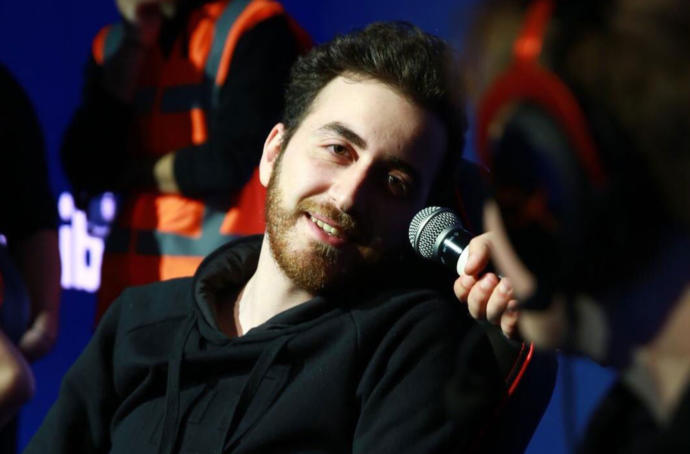 Sizce Türkiye'nin en iyi Twitch yayıncısı kim ve neden?