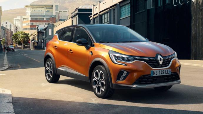 Renault Captur nasıl bir araç? Yakıt tüketimi i̇yi midir?