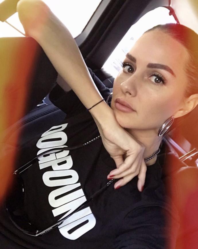 Yasemin Özilhanı nasıl buluyorsunuz?