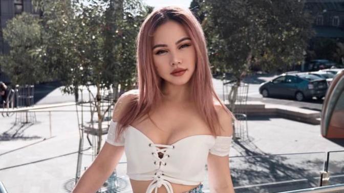 Chloe Ting egzersizlerini deneyip fiziksel değişimine imza atanlar var mı?