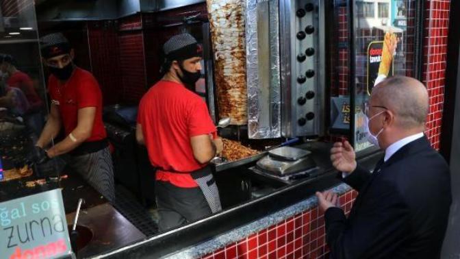 Valiyi umursamayıp döner kesmeye devam eden dönerci kapatılacak! Ne düşünüyorsunuz?