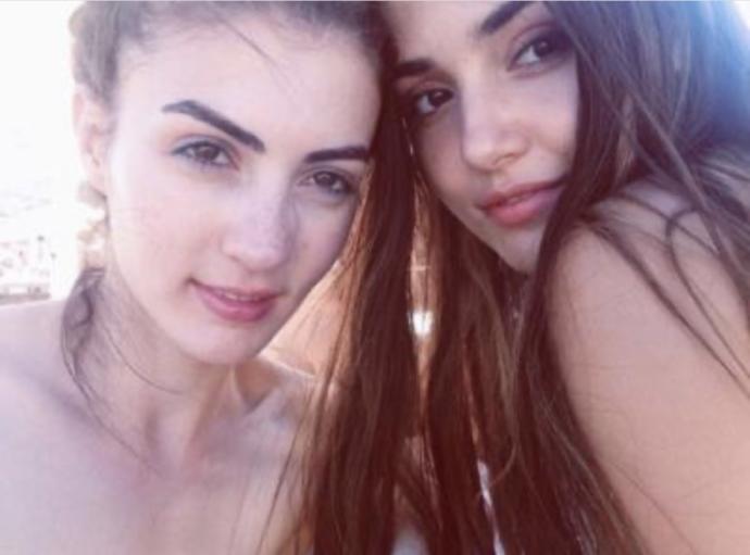 Kim daha güzel, Burcu Özberk veya Hande Erçel?