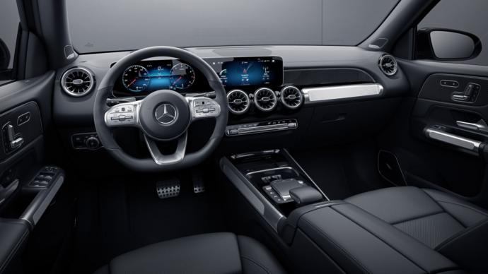 AMG Nedir? Arabalarda AMG Paket Ne Anlama Gelir?