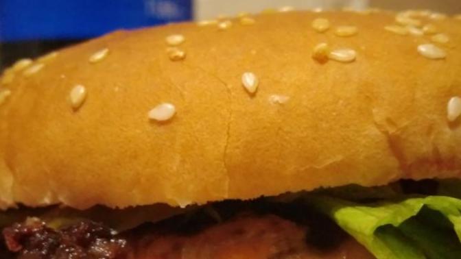 Karamelize soğanlı hamburger yaptım nasıl görünüyor 🤪?