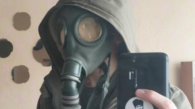 Havalimanından antika bir Gaz maskesi geçer mi?