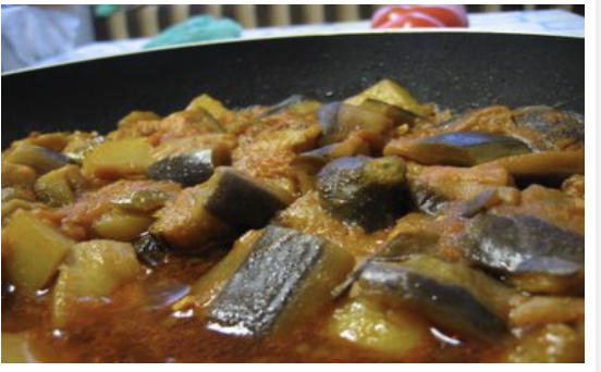 Teflon tavada metal kaşık kullanmak sorun olur mu?