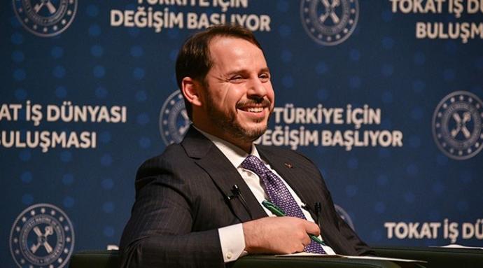 Berat Albayrak: Doların yükselmesi ekonomimizin rotasında gittiğini gösteriyor! Ekonomi bakanımızdan memnun musunuz?
