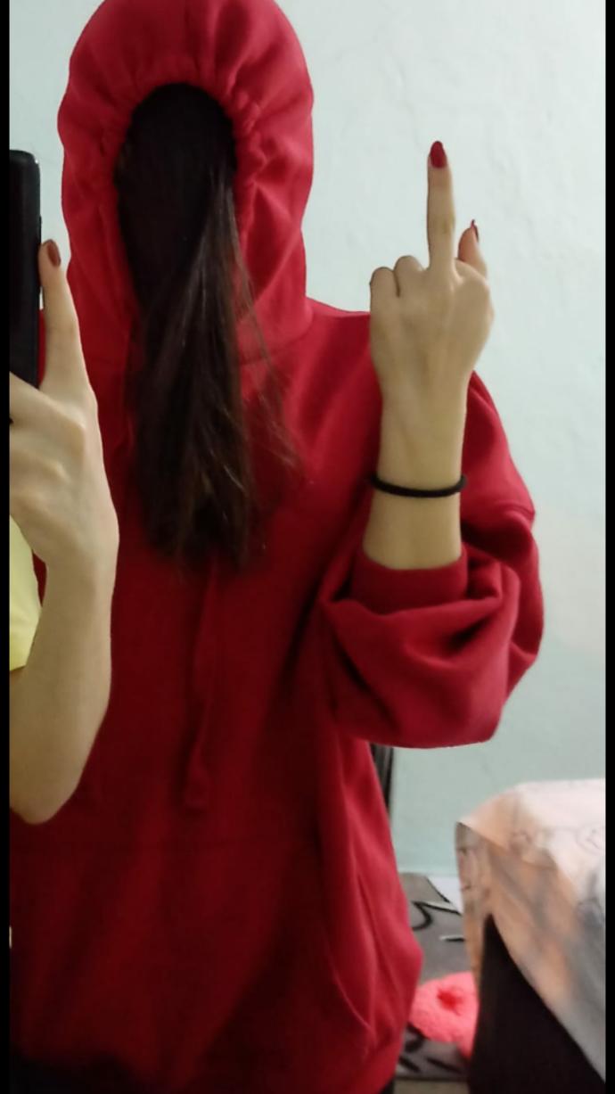 Arkadaşlar erkek arkadaşım boydan foto istedi bunu attım. Engelledi. Nerde hata yapıyorum :(((( ?