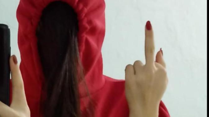 Arkadaşlar erkek arkadaşım boydan foto istedi bunu attım. Engelledi. Nerde hata yapıyorum :'(((( ?
