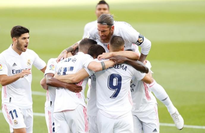 Real Madrid hafta sonu deplasmanda Barcelonayı 3-1 yendi. Ne düşünüyorsunuz?