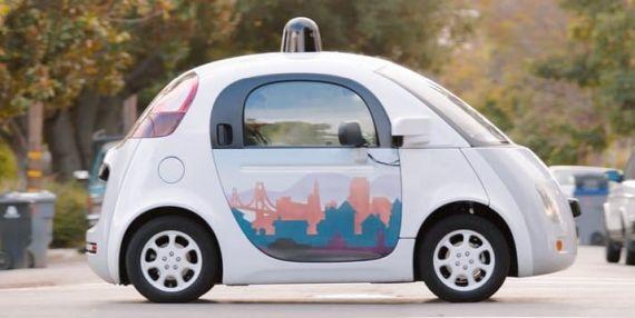 Google tarafından arge süreçleri sürdürülen otonom araba