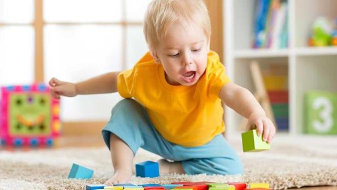 3 yaş ve üzeri çocuklar için eğitici zeka geliştirici oyuncaklar önerir misiniz?