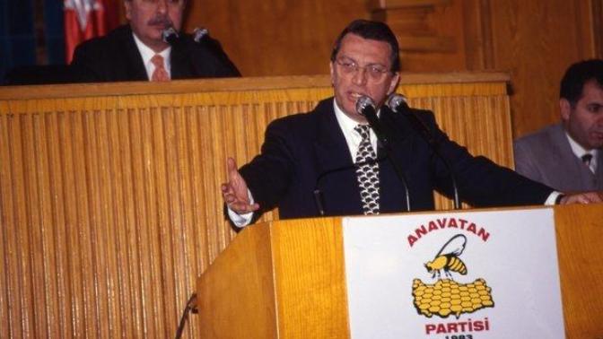 Eski başbakanlardan Mesut Yılmaz vefat etti iddiası basında dolaşıyor. Eğer öldüyse Mesut Yılmaz'ı nasıl anmalıyız?