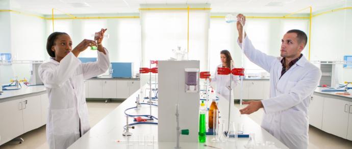 Moleküler Biyoloji ve Genetik iş imkanları nelerdir? Maaşları ne kadar?