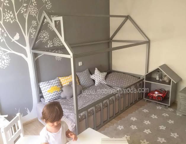 Bebek için mobilya yatak mı, park yatak mı önerirsiniz, neden?