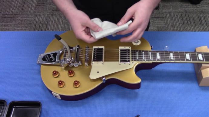 Elektro Gitar Temizliği Nasıl Yapılır Bilen Var mı?