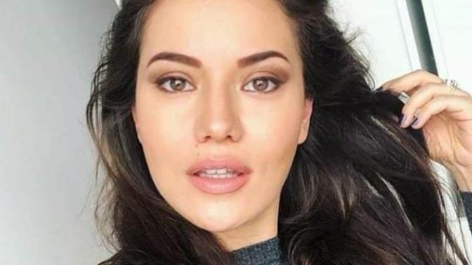 Fahriye Evcen'in şu an ki hallerini beğeniyor musunuz?