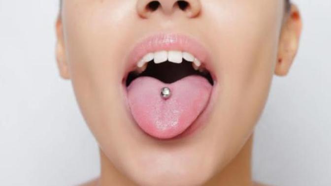 Kadinlar dil piercingi taktirirmisiniz?