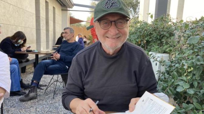 Turgut Yasalar imzalı, Ben Bir Dahiyim Ama Henüz İlk Senaryomu Yazmadım kitabını kazanmak ister misin KScan?