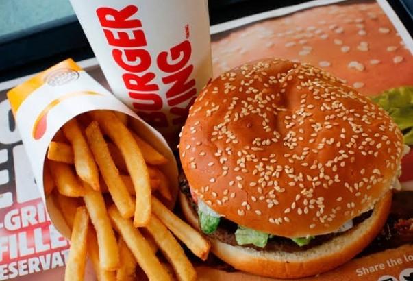 Türkiye'de bulunan en iyi ''fast food'' zinciri sence hangisi?