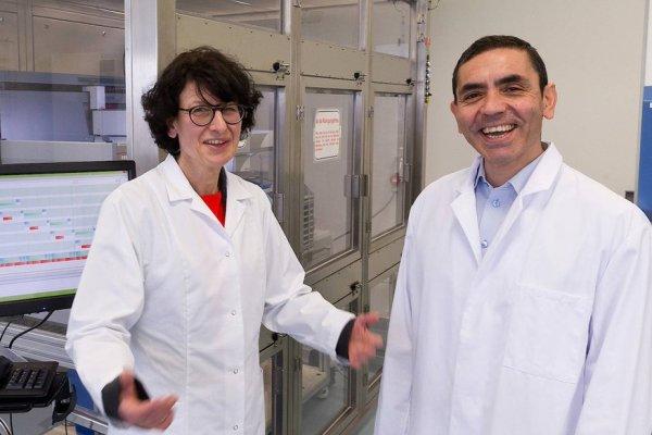 BioNTechin CEOsu Uğur Şahin, Aşının koronavirüsü bitireceğine eminim diyor, yaptıracak mısınız?