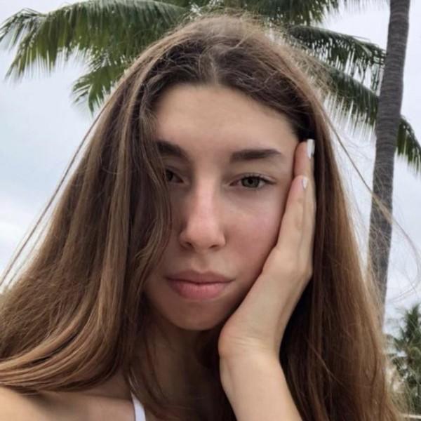 16 yaşında seçilen Miss Model güzeli Ceyda Toyran hakkında ne düşünüyorsunuz?