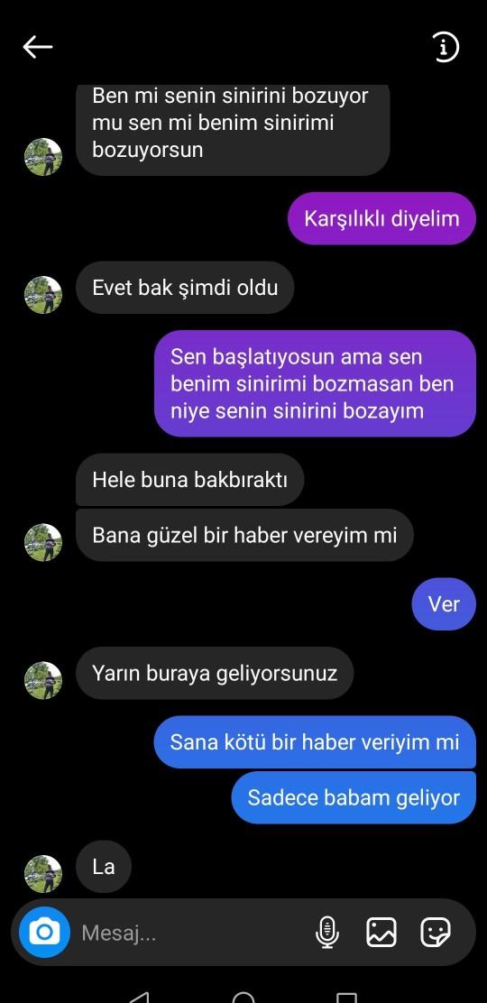 Mesaj atsam mı  ya da  onun atmasını mı beklesem sizce?