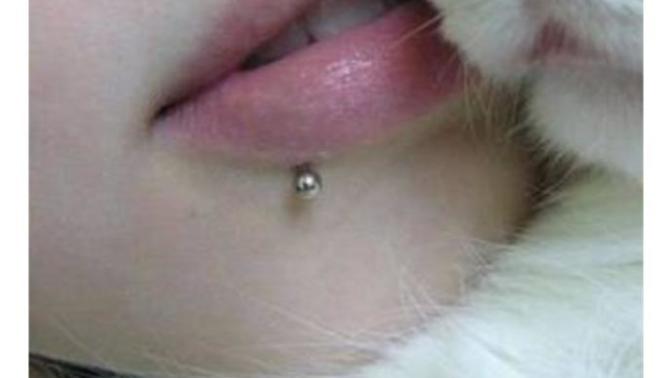 Piercing izi kalır mı?